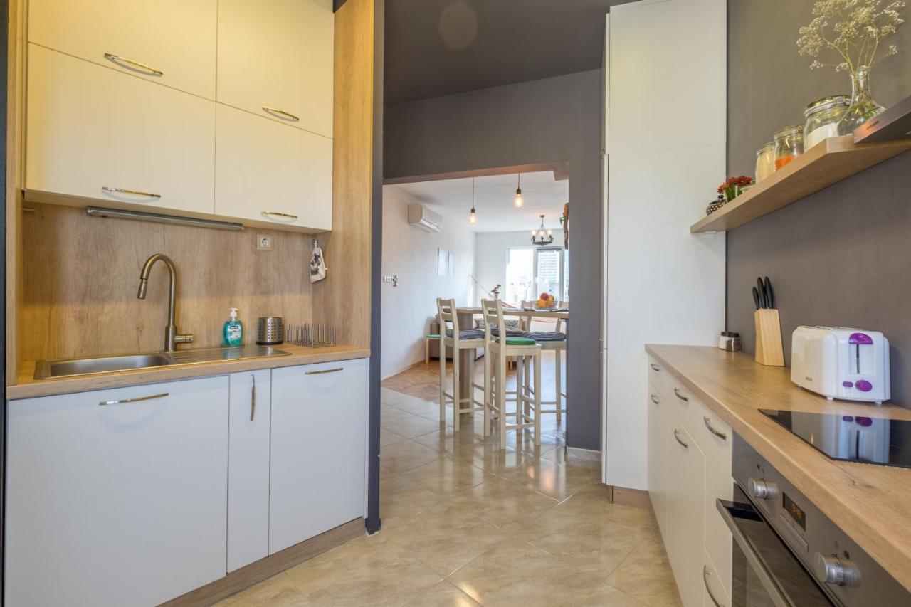 Artistic & Spacious 2Bd Central Apt By Flat Mаnager Sofia Zewnętrze zdjęcie